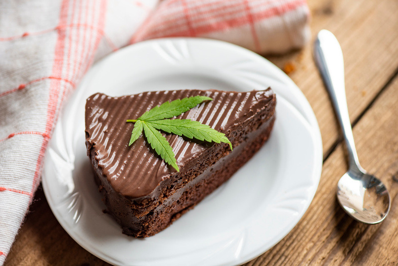 Recette Space Cake CBD : comment faire un gâteau au CBD facilement ?